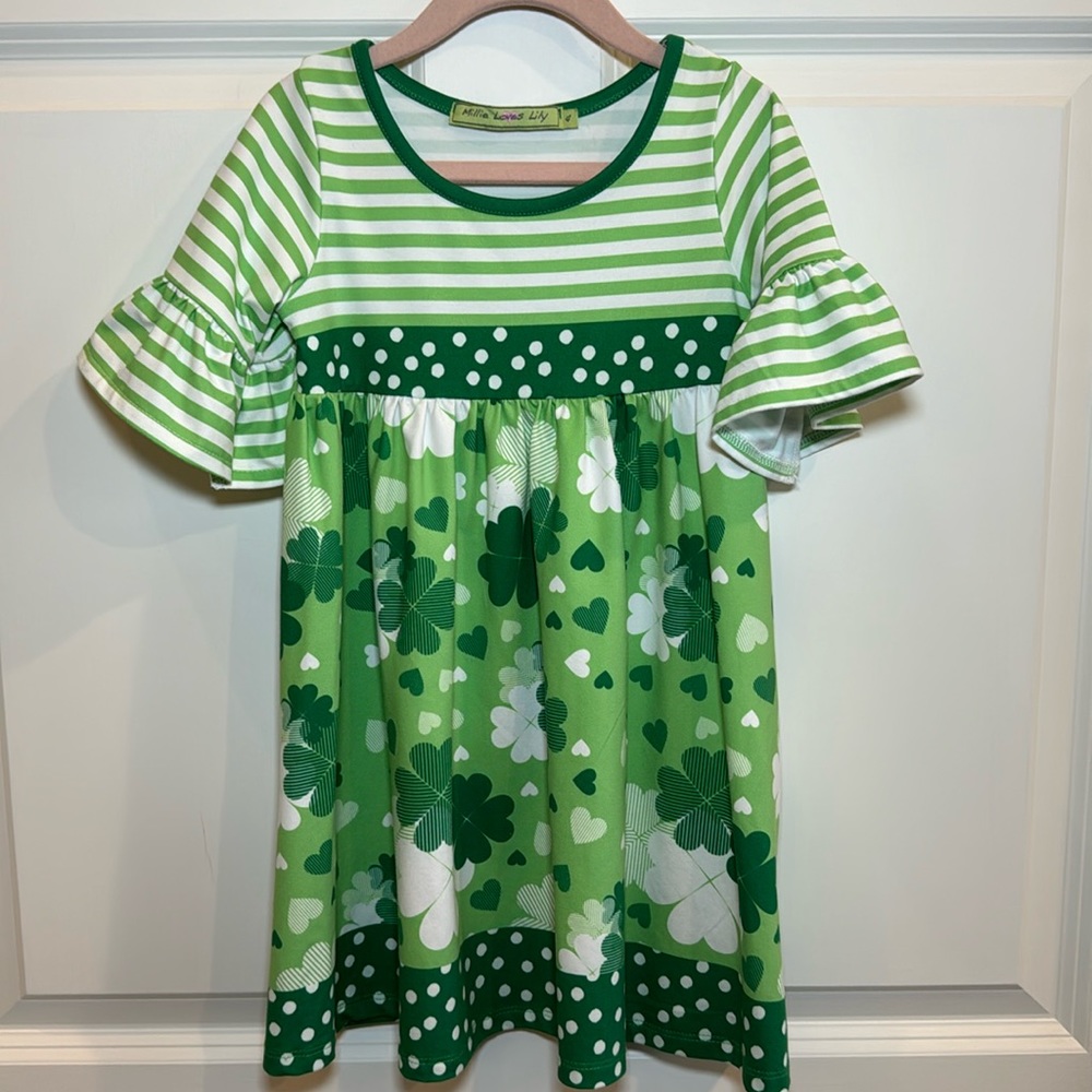 🍀St. Patrick’s Day Perfect!!  Like new!🍀